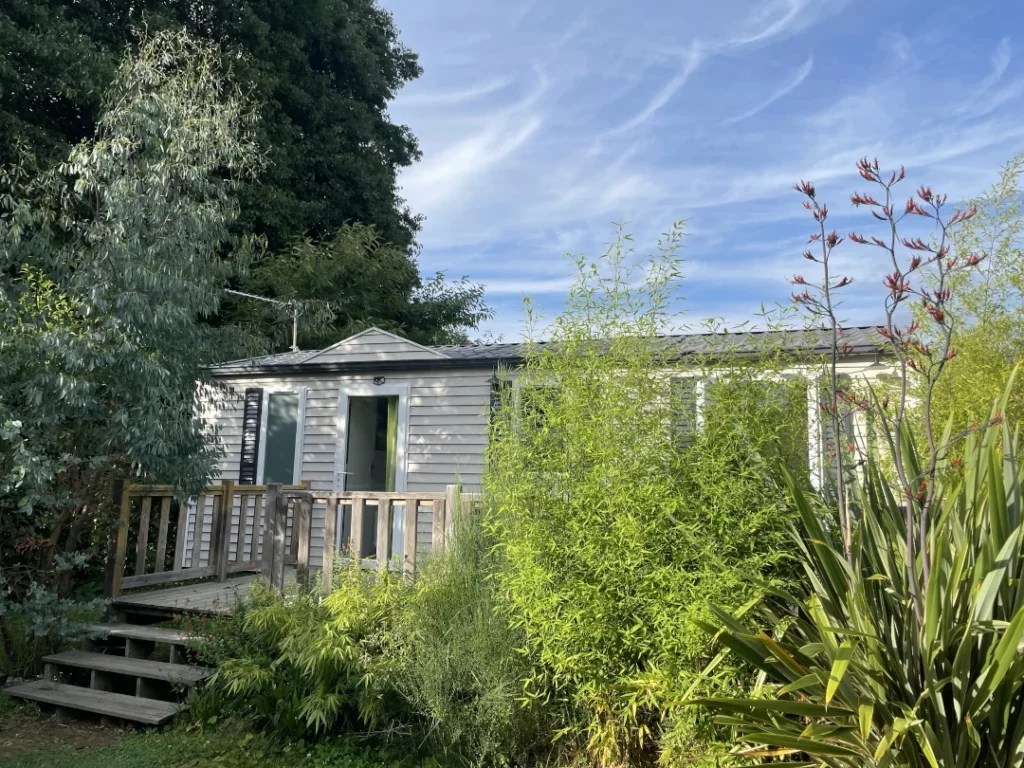 Mobile-home 090 - 6 couchages + terrasse au camping Ferme de la Hêtraie