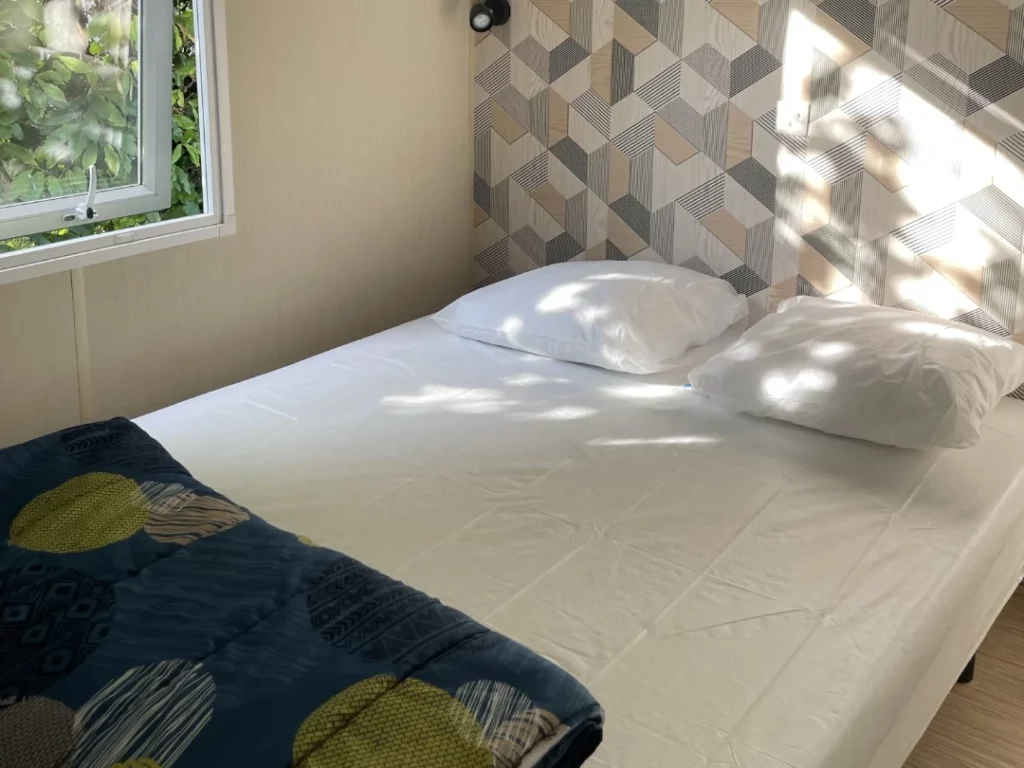 Mobile-home 090 - 6 couchages + 3 chambres au camping Ferme de la Hêtraie